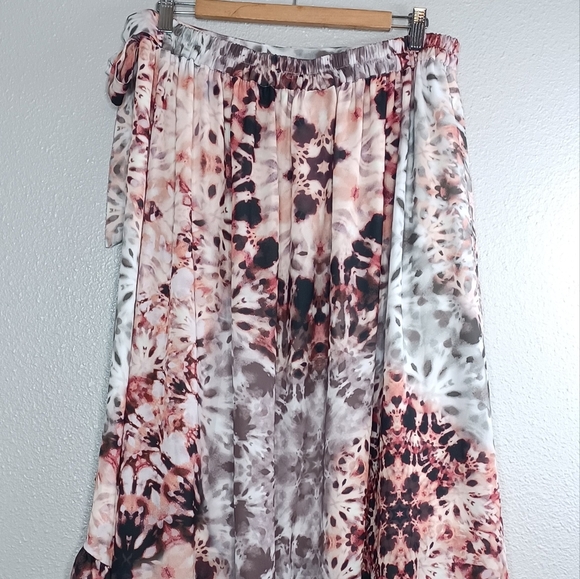 City Chic Bella Abstract Flowy Wrap Midi Skirt - Picture 8 of 14